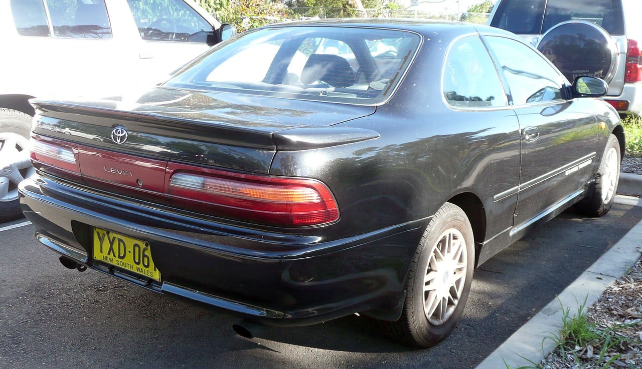 Toyota Corolla Levin / Sprinter Trueno AE101