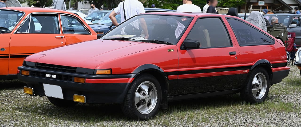 Toyota Corolla Levin / Sprinter Trueno AE86